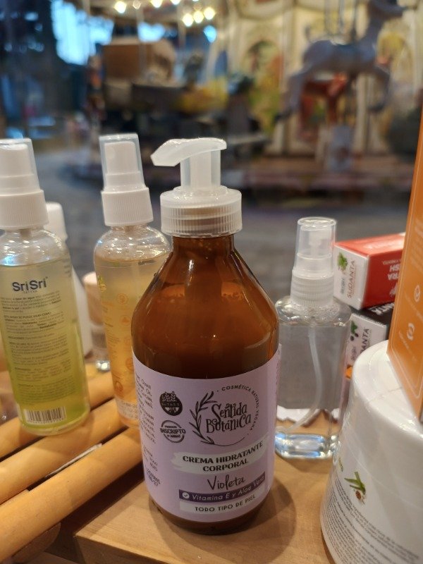 Producto - Crema Hidratante Corporal Violeta - Sentida Botánica -