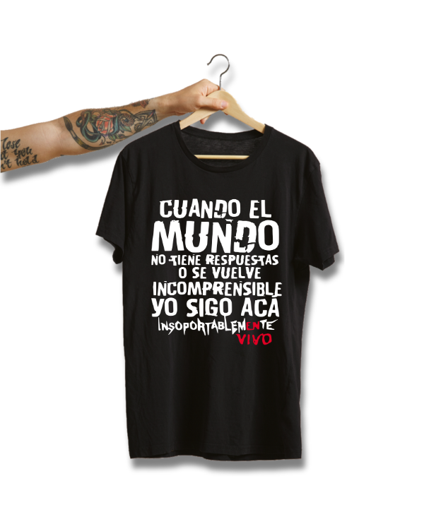 Producto - REMERA INSOPORTABLEMENTE VIVO + PILUSO DE REGALO