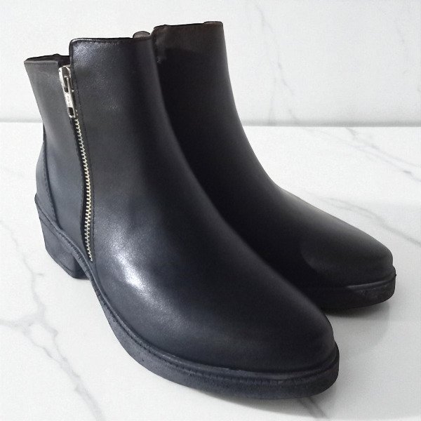 Producto - Botineta de Cuero Vacuno Negro - Modelo 176