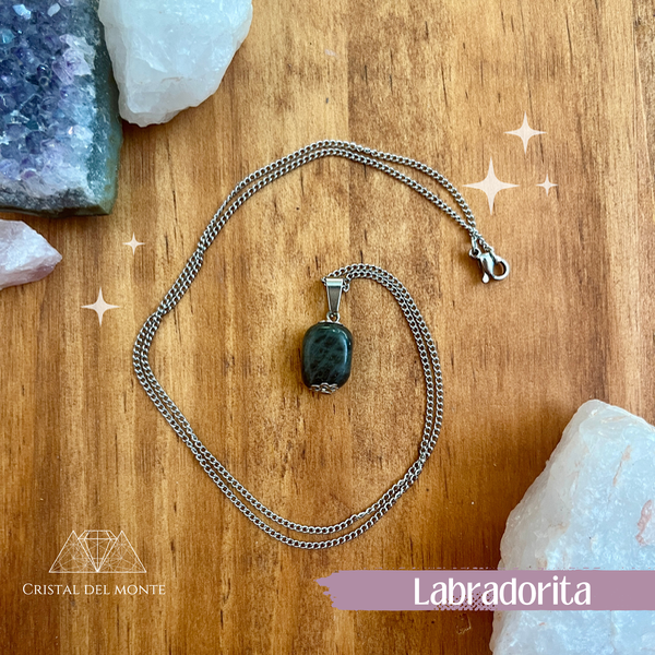 Producto - Dije labradorita + cadena acero quirúrgico
