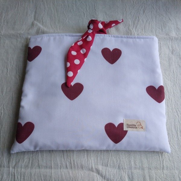 Producto - Funda XL Corazones