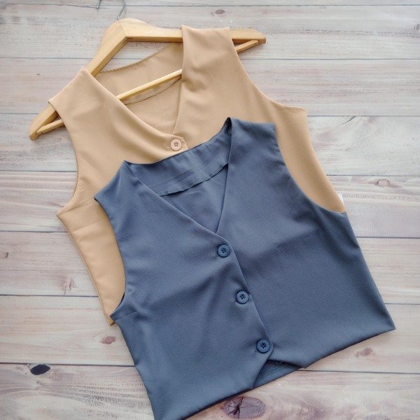 Producto - 44 - CHALECO SASTRERO CREP