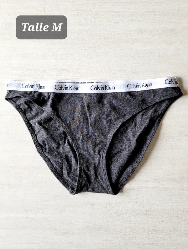 Vedetina algodón calvin Klein talle M gris