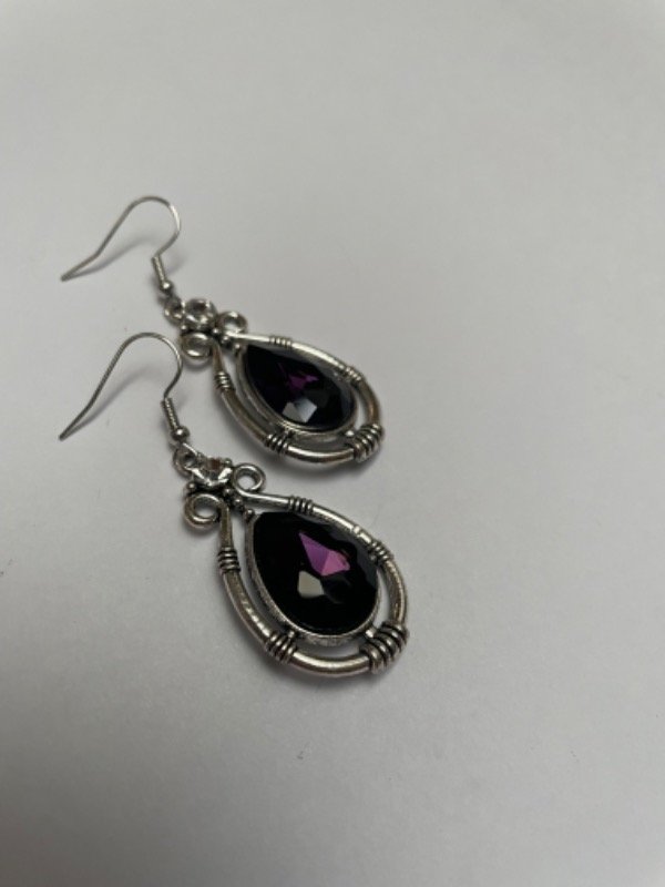 Producto - Aros piedra violeta español