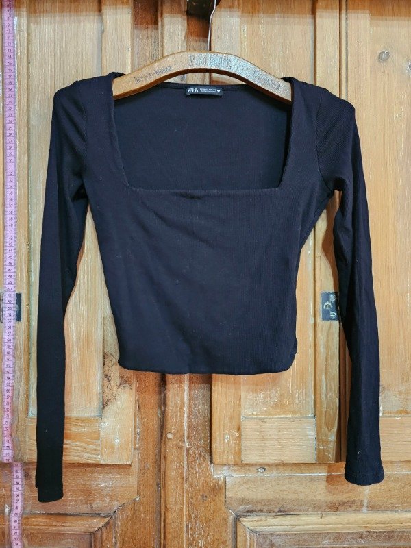 Producto - Remera Zara Negra t.m