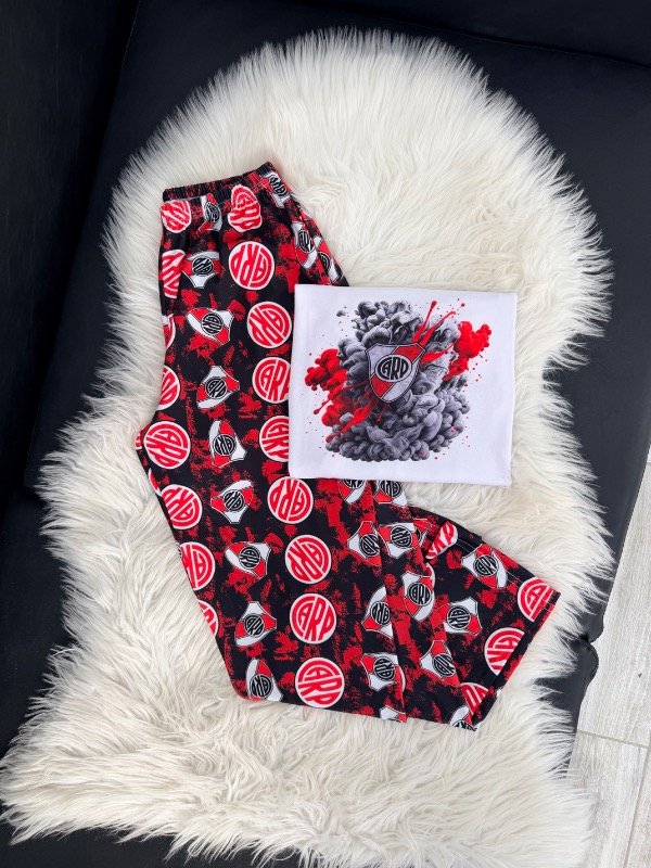 Producto - Pijama M/L adulto - River plate