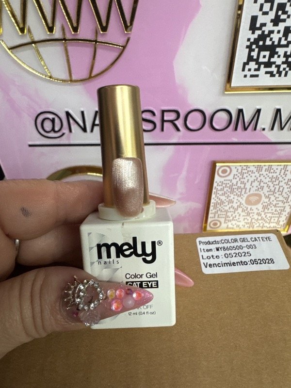 Producto - Esmalte cat eye mely 003