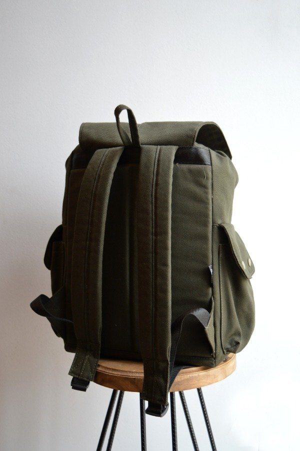 Producto - Modelo Sipoo - Verde Militar - 3