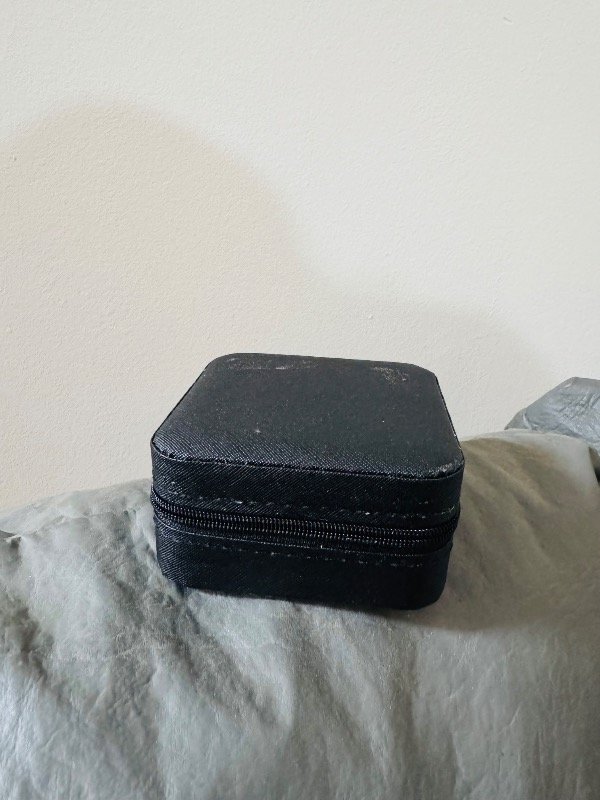 Producto - Alhajero negro