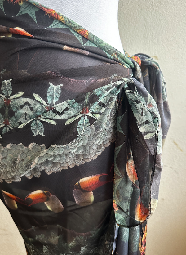 Producto - Pareo gasa tucanes