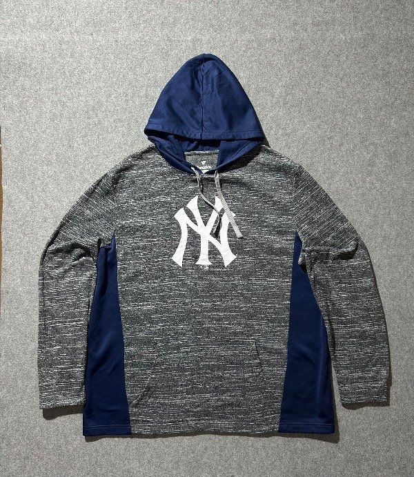 Producto - Buso canguro fanatics x New York Yankees, talle XXL