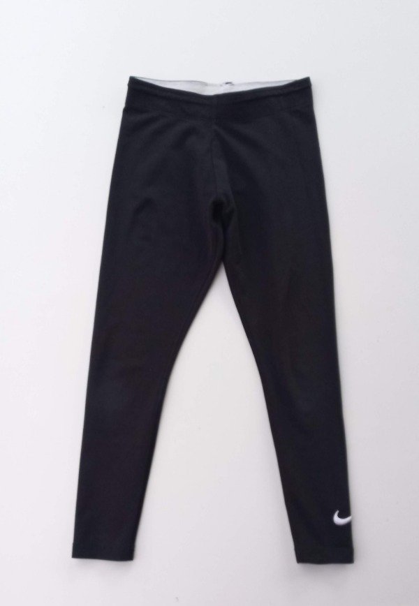 Producto - CALZA DEPORTIVA MARCA NIKE TALLE 8