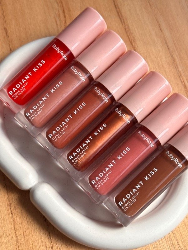 Producto - Lip Gloss Radiant Kiss de Ruby Rose