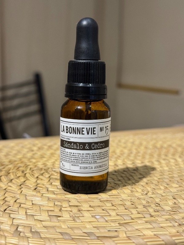 Producto - Esencia Sándalo y Cedro