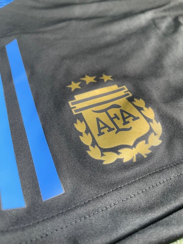 Producto - Bermuda Argentina 2025 - 1