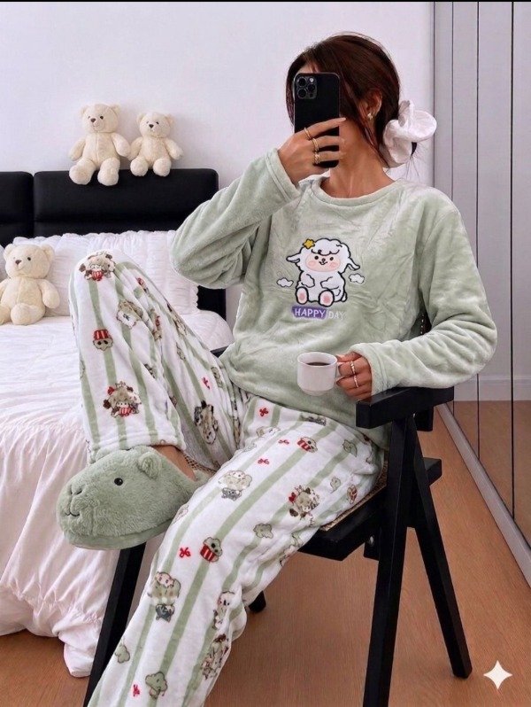 Producto - PIJAMA LUZ - POLAR SOFT