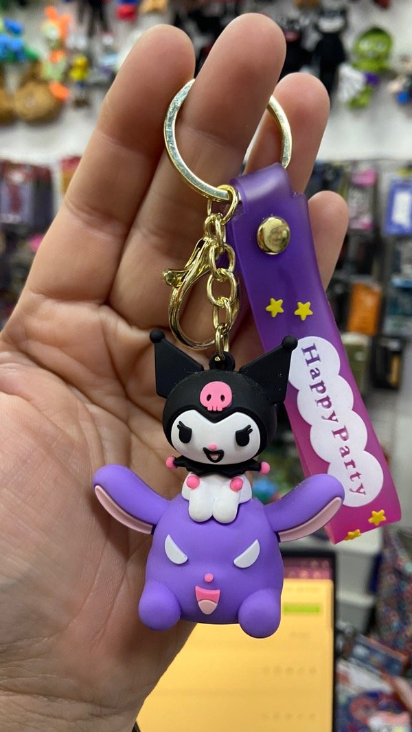 Producto - Llavero SANRIO Kuromi sobre Baku
