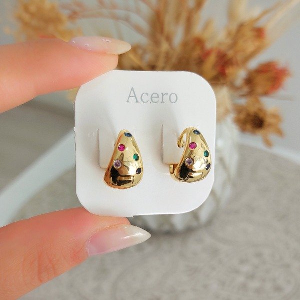 Producto - Aros Huggies tipo gota con cubics de colores