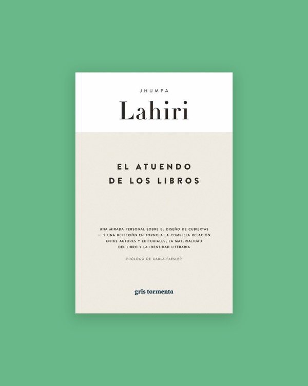 Producto - El atuendo de los libros