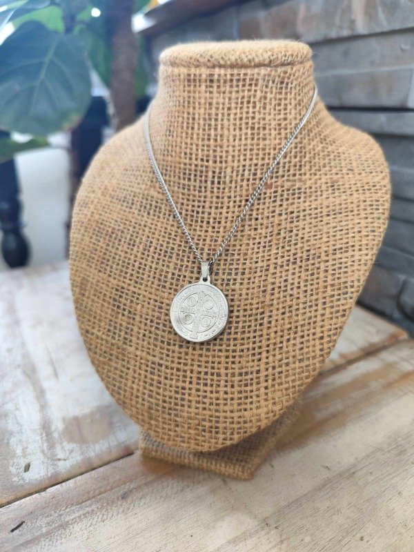 Producto - Collar san benito 2.5 cm. Acero quirúrgico.