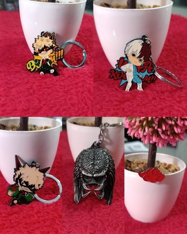 Producto - Llaveros de Metal y Pin Anime - Ingrese para elegir