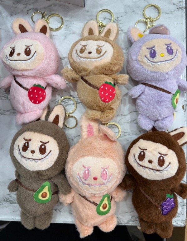 Producto - Peluche labubu  con cartera