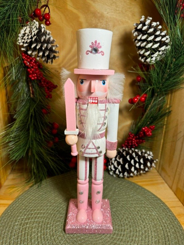 Producto - Cascanuez 30 cm Pink Espada cód. 3017E (Efectivo: 39.920)