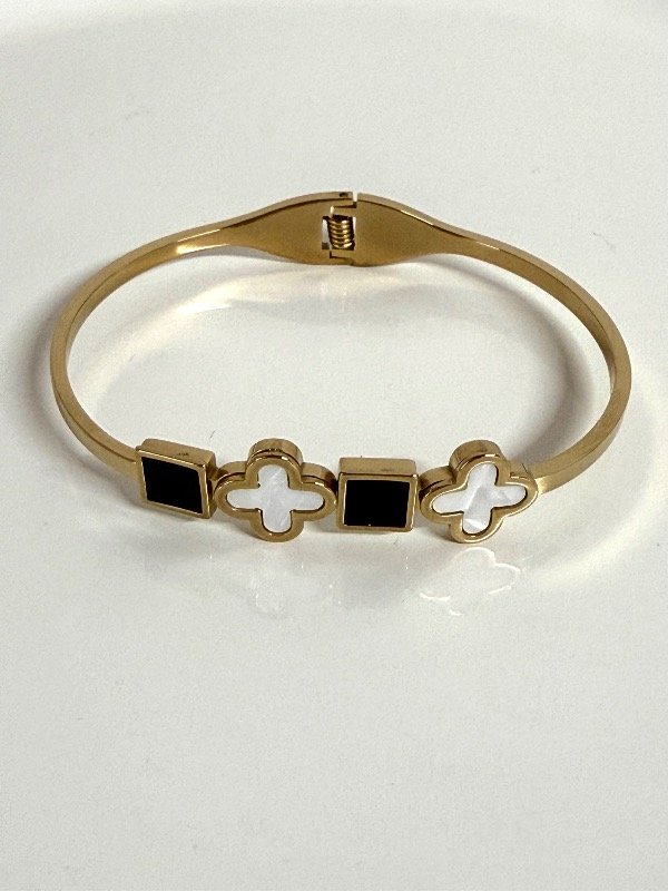 Producto - PD198 Pulsera semiesclava van cleef acero dorado