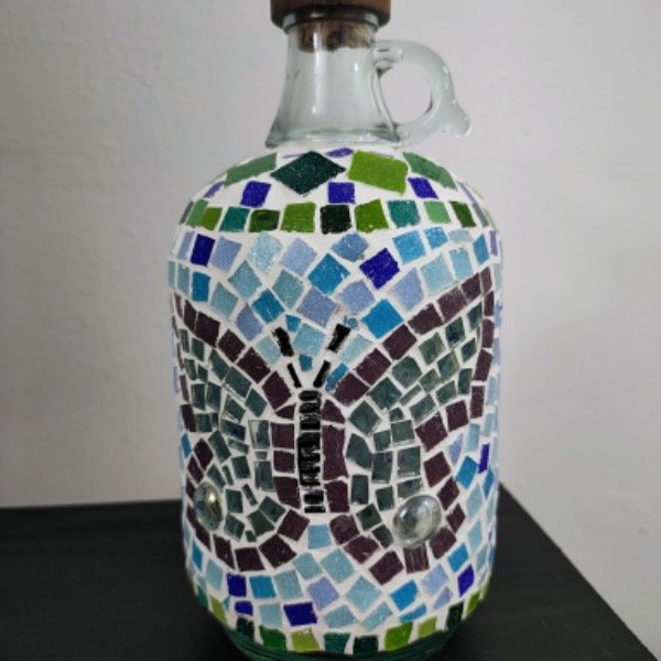 Producto - Botellón decorativo: "Alas de cristal"