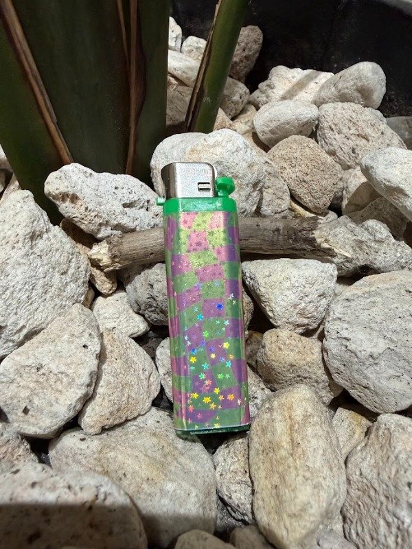 Producto - Encendedor  Cuadro Rosa Psicodélico Holográfico