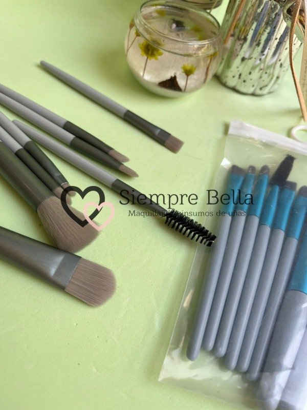 Producto - Set x8 brochas - 1