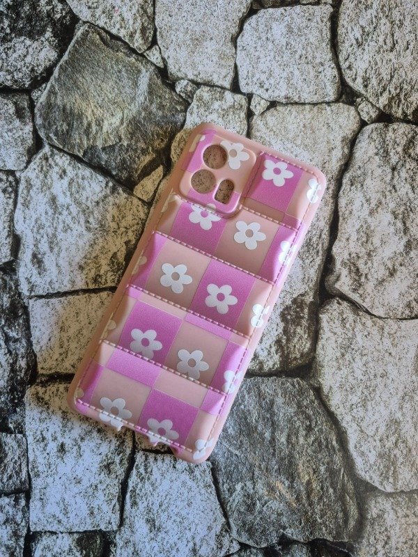 Producto - Puffer Diseño Moto G72 flores