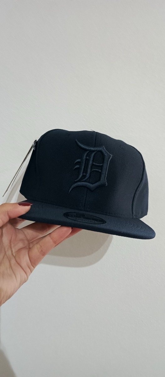 Producto - DETROIT toda azul