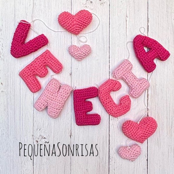 Producto - Cartel de 7 Letras con 4 adornos - 0