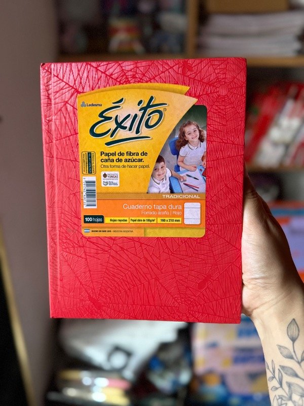 Producto - Cuaderno 100 hojas rayados exito