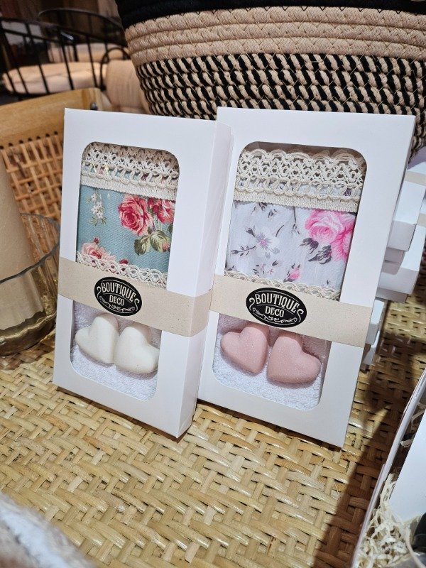 Producto - KIT DE TOALLA MAS JABÓN DE MANO