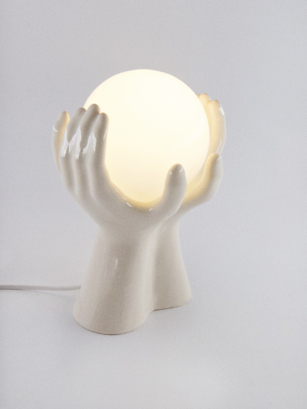 Producto - LÁMPARA MANOS DEL SOL