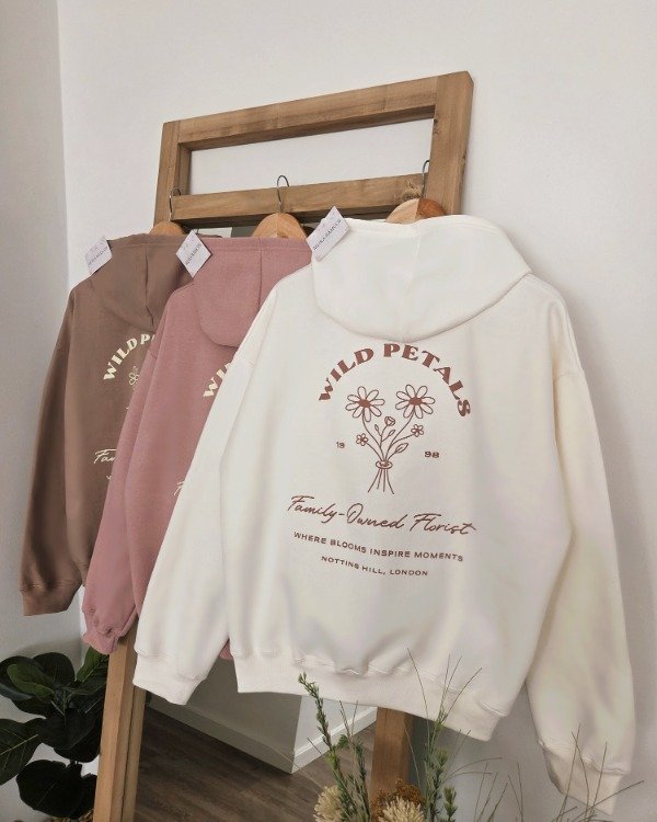 Producto - BUZO WILD PETALS