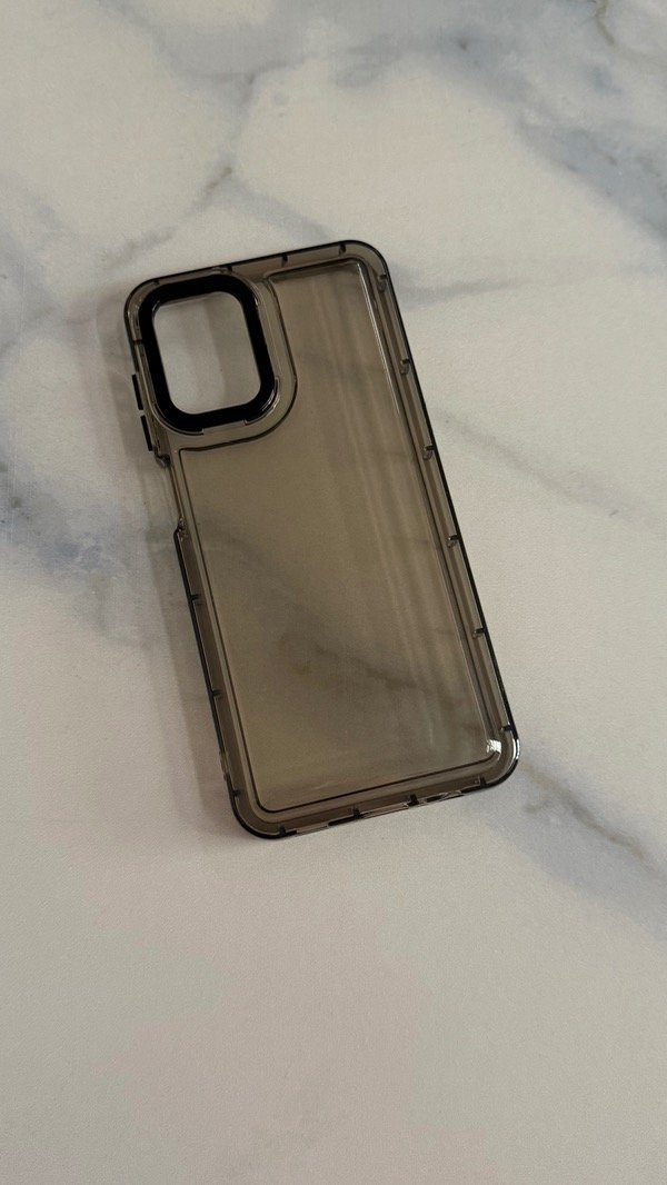 Producto - Funda transparente negro A12