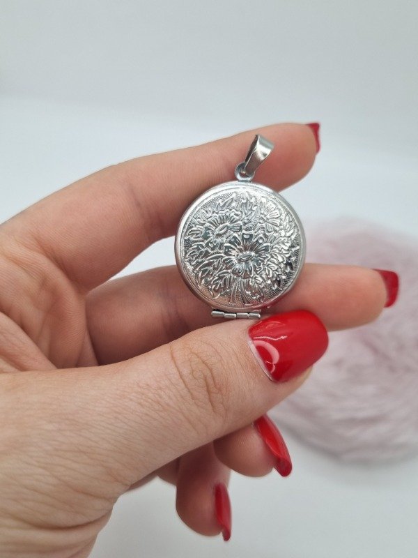 Producto - Dije acero quirurgico relicario circ textura