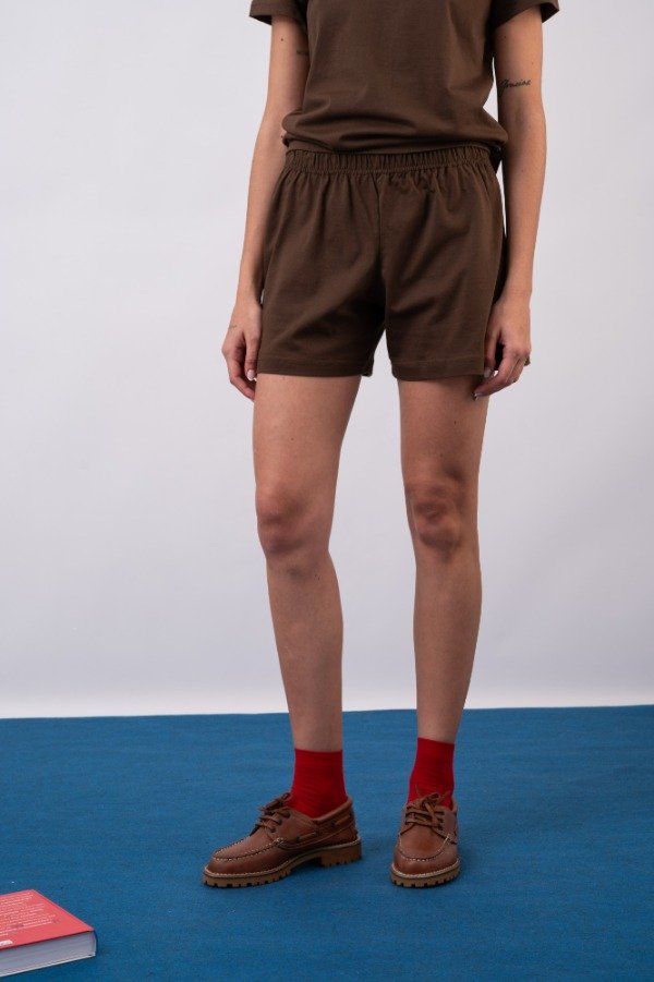 Producto - SHORT CLASSIC FIT MARRON
