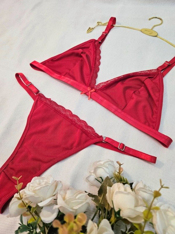 Producto - CONJUNTO DE MORLEY CON DETALLE CON PUNTILLA ROJO (A04 A)