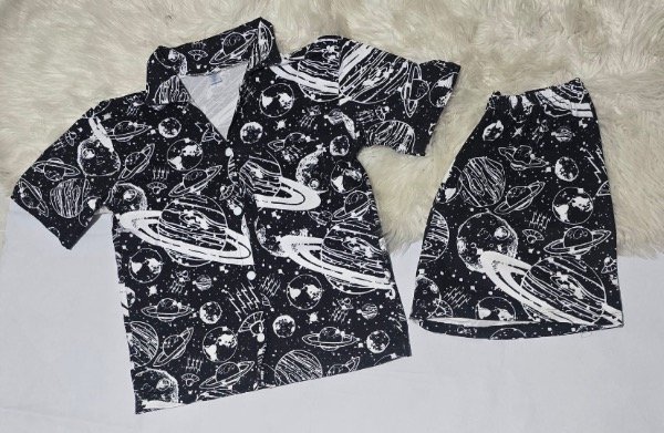 Producto - Camiseros Planetas byn