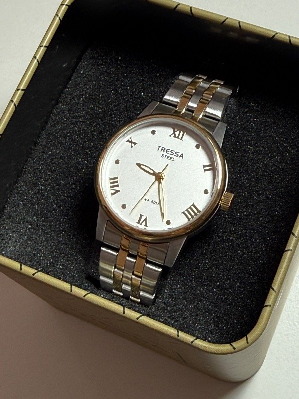 Producto - Reloj TRESSA fondo blanco - 0