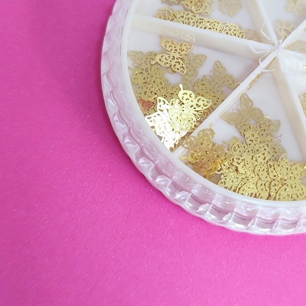 Producto - Carrusel con deco metálica dorada - 1