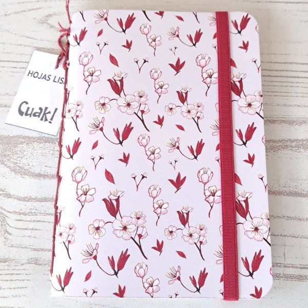 Producto - Libreta A6 Ciruela Gris hojas lisas