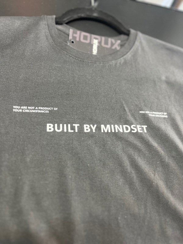 Producto - Remera Built