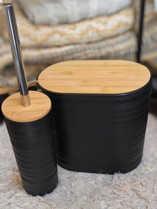 Producto - Set basurero y escobilla para baño (negro)