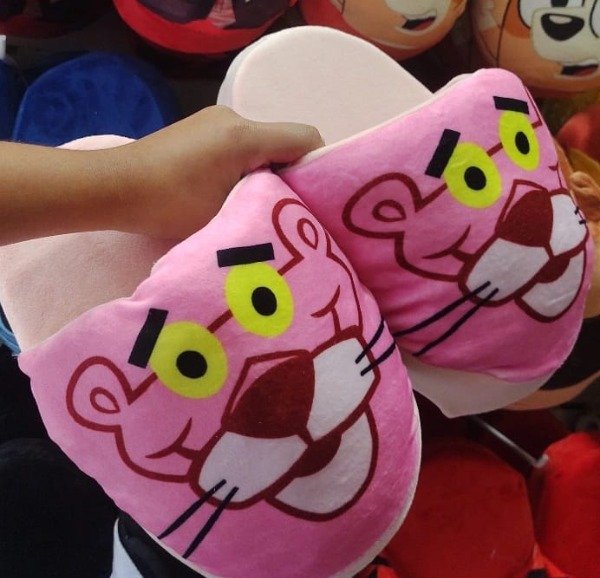 Producto - Línea Quito !! Pantuflas pantera rosa