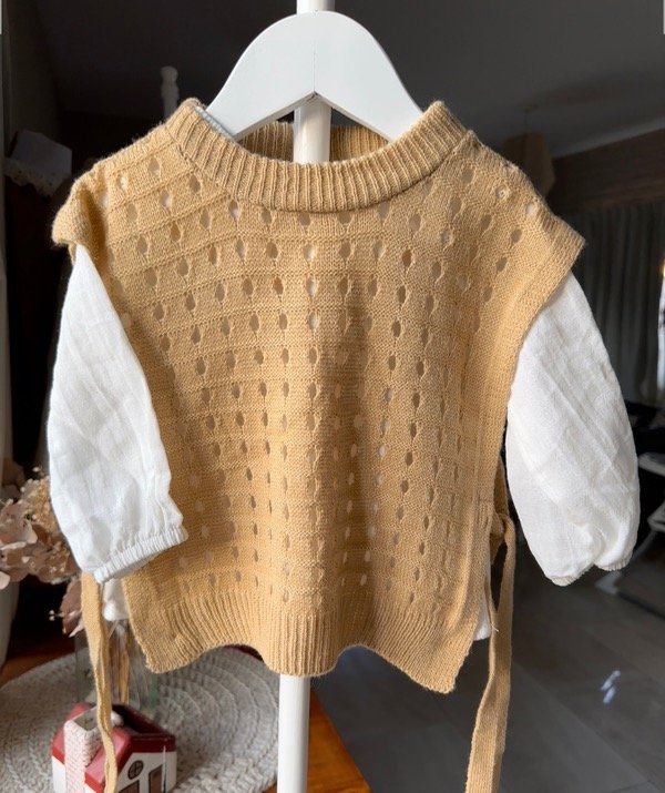 Producto - Chaleco de lana - BEIGE